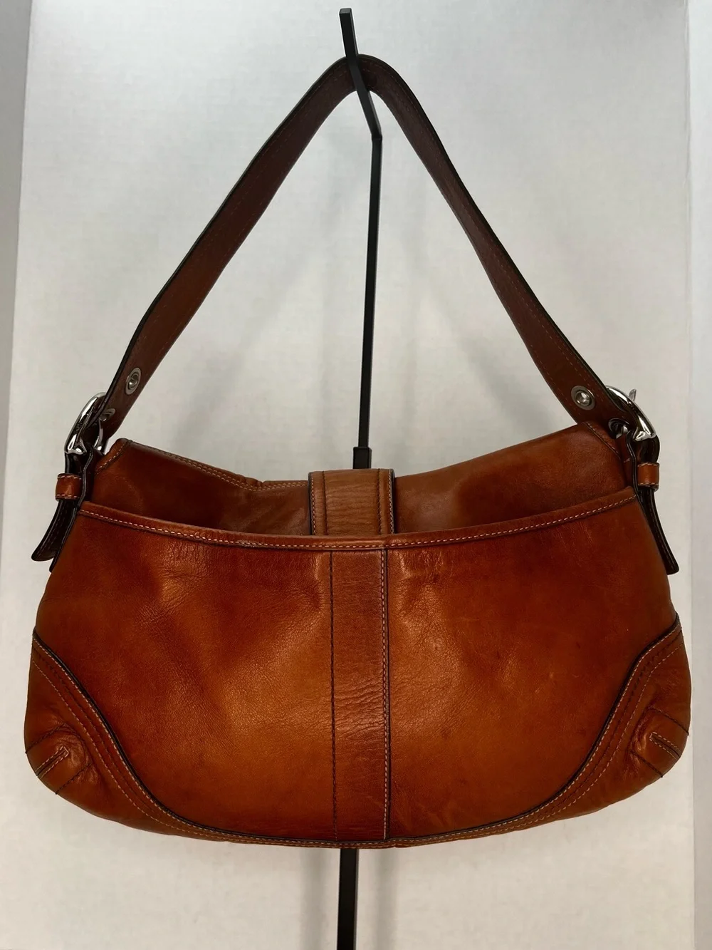 VINTAGE Coach Soho Flap Shoulder Bag British Tan Leather F10192 Y2K